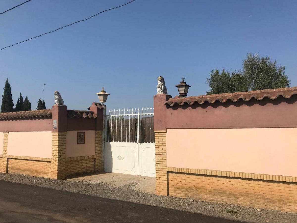 Villa Pilonga Dos Hermanas Buitenkant foto